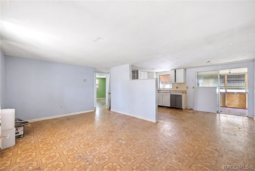 Living/Kitchen