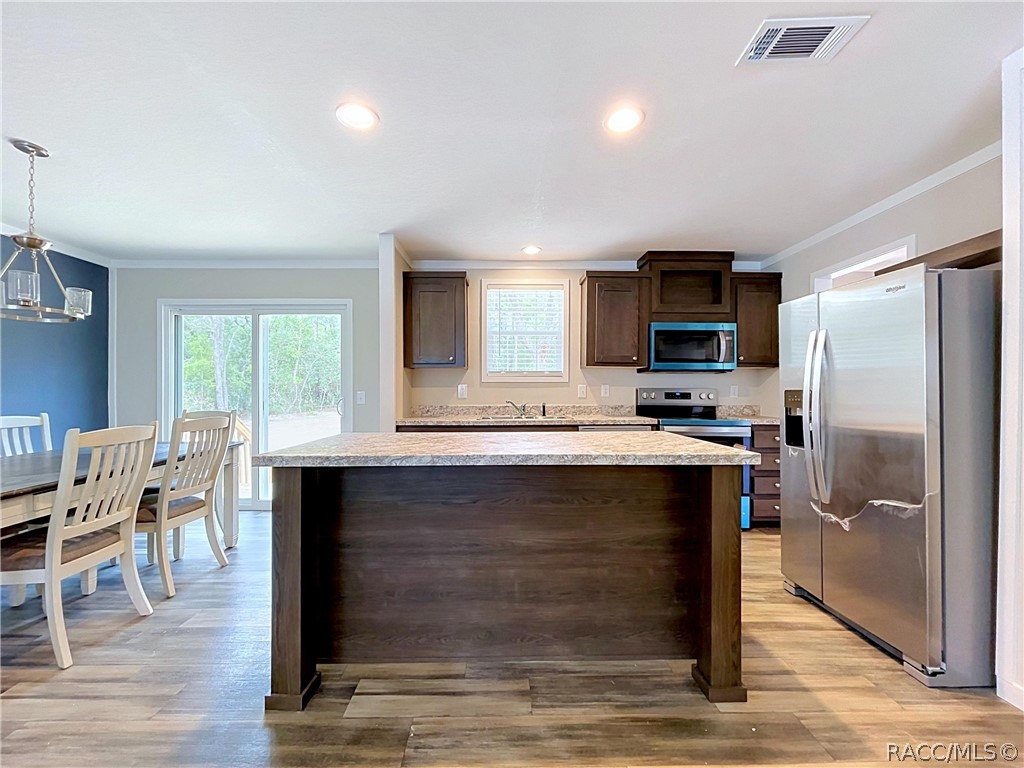 96 S Thayer Avenue, Lecanto, FL 34461