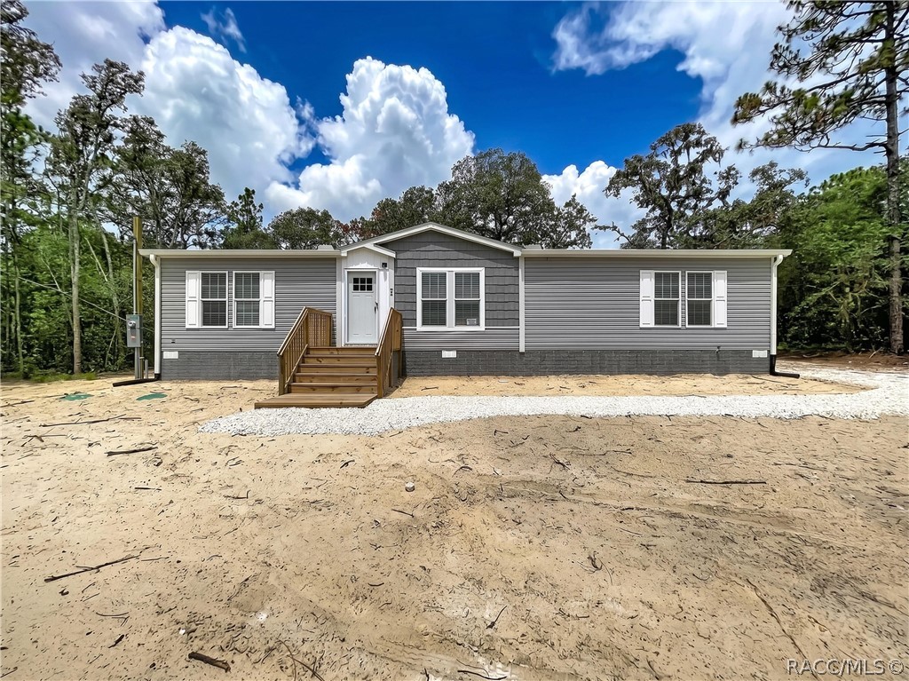 96 S Thayer Avenue, Lecanto, FL 34461