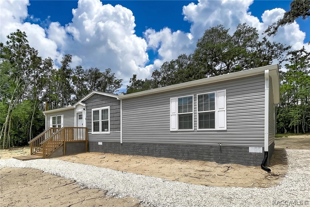 96 S Thayer Avenue, Lecanto, FL 34461