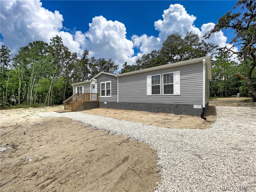 96 S Thayer Avenue, Lecanto, FL 34461
