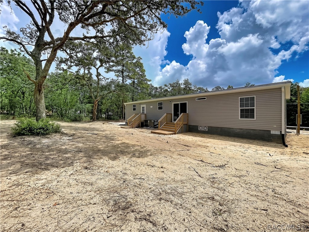 96 S Thayer Avenue, Lecanto, FL 34461