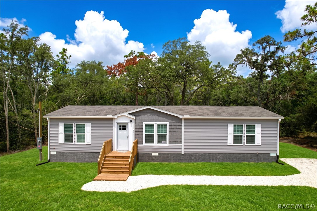 96 S Thayer Avenue, Lecanto, FL 34461