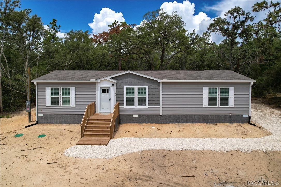 96 S Thayer Avenue, Lecanto, FL 34461