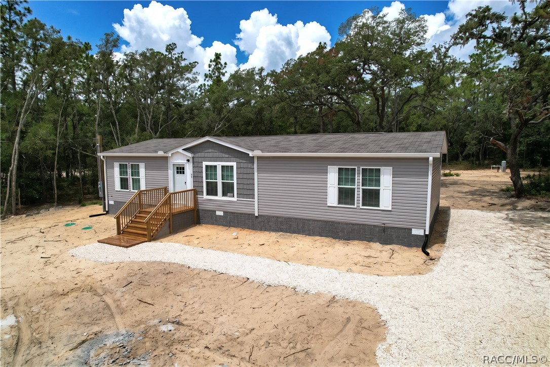 96 S Thayer Avenue, Lecanto, FL 34461