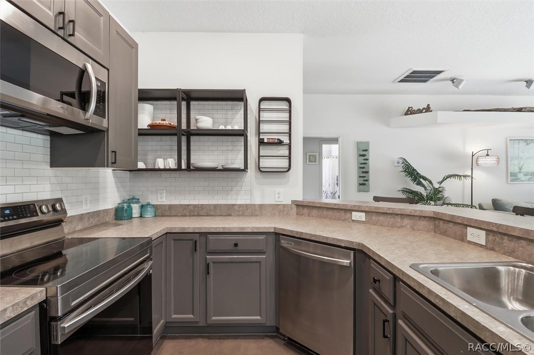 3071 N Hamlin Terrace, Hernando, FL 34442