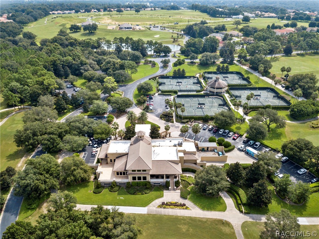 Skyview Golf course, Tennis Courts and Driving range