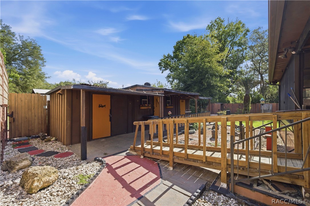 7509 W Merry Lane, Homosassa, FL 34446