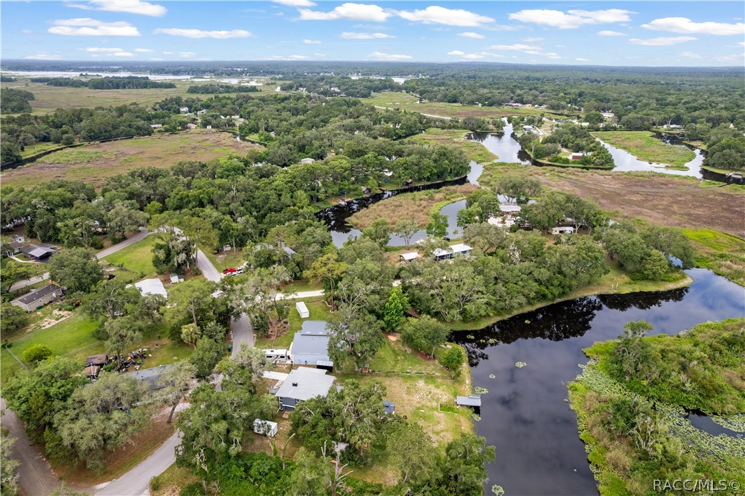 6466 N Lakeside Drive, Hernando, FL 34442