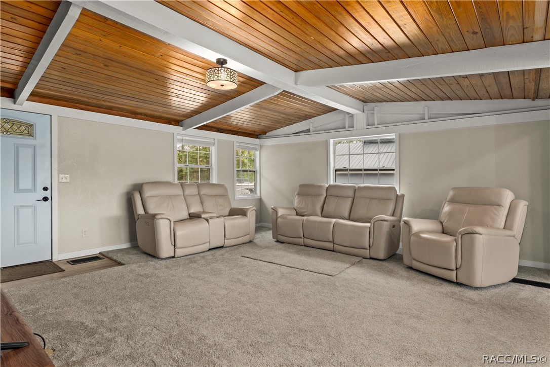 6466 N Lakeside Drive, Hernando, FL 34442