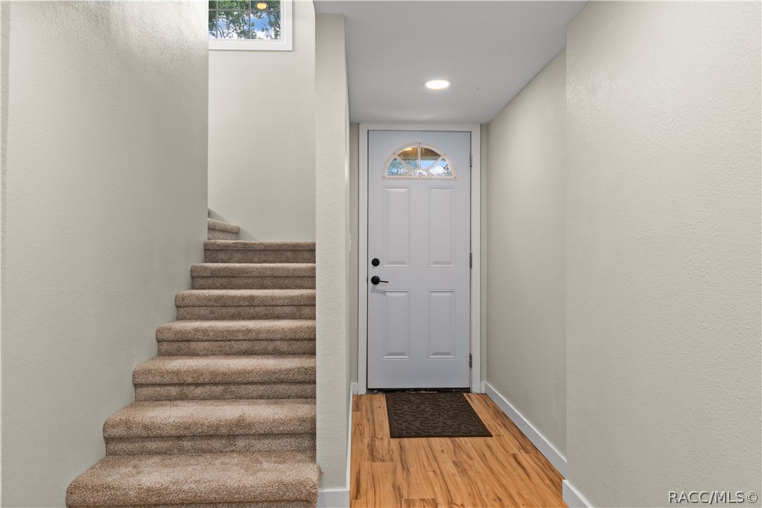 6466 N Lakeside Drive, Hernando, FL 34442