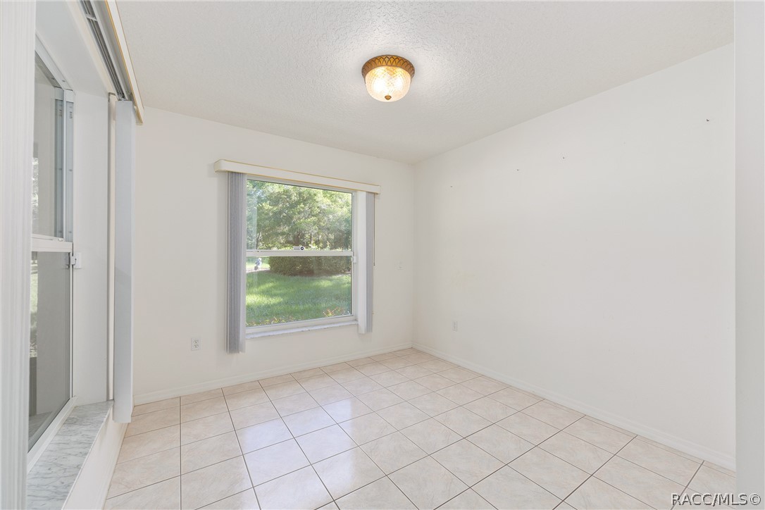 2657 E Hampshire Street, Inverness, FL 34453