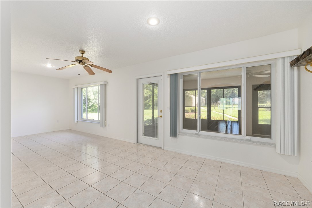 2657 E Hampshire Street, Inverness, FL 34453