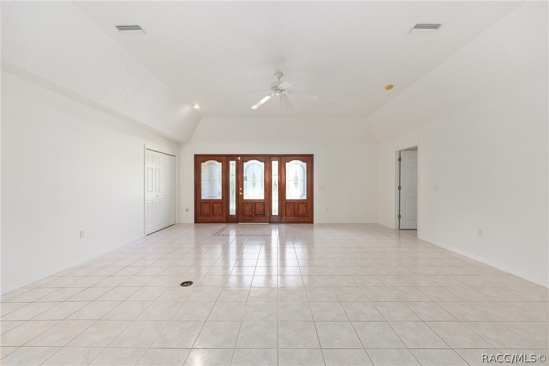 2657 E Hampshire Street, Inverness, FL 34453
