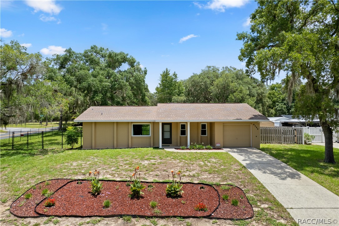 9390 E Windwood Loop, Inverness, FL 34450