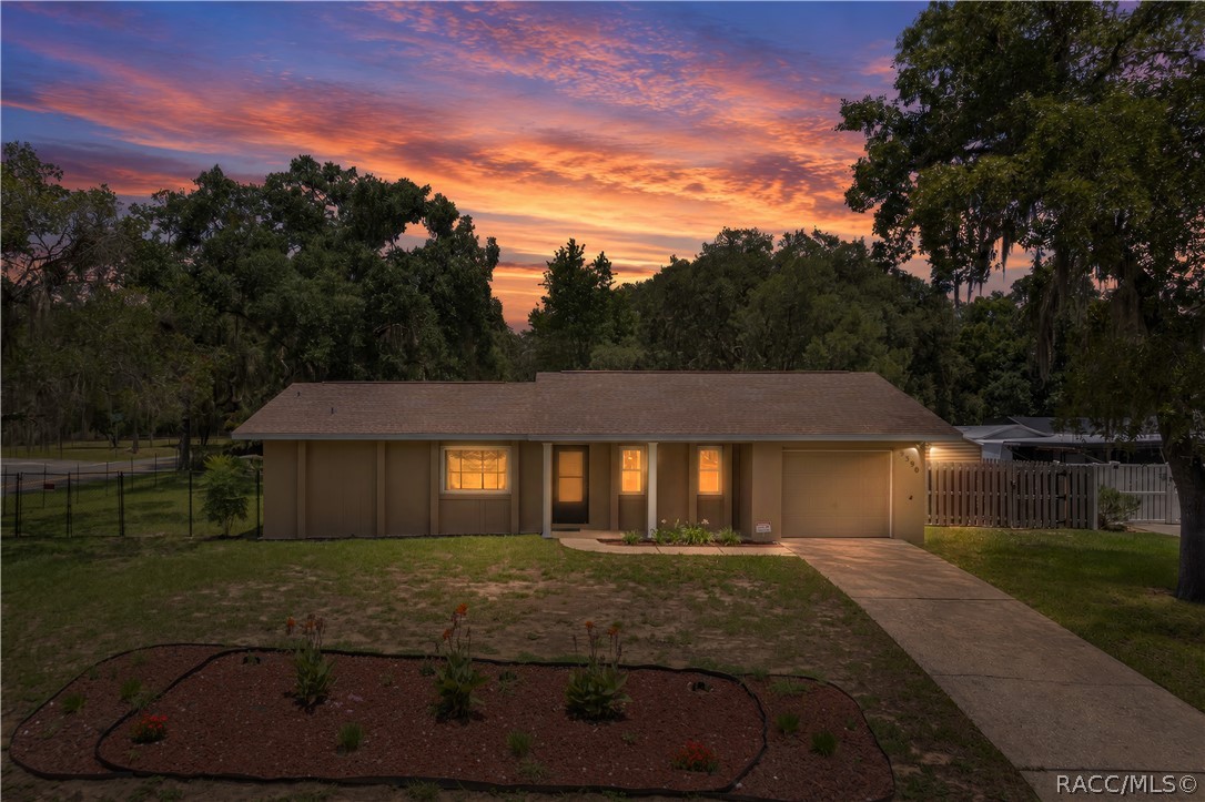 9390 E Windwood Loop, Inverness, FL 34450 9390 E Windwood Loop, Inverness, FL 34450