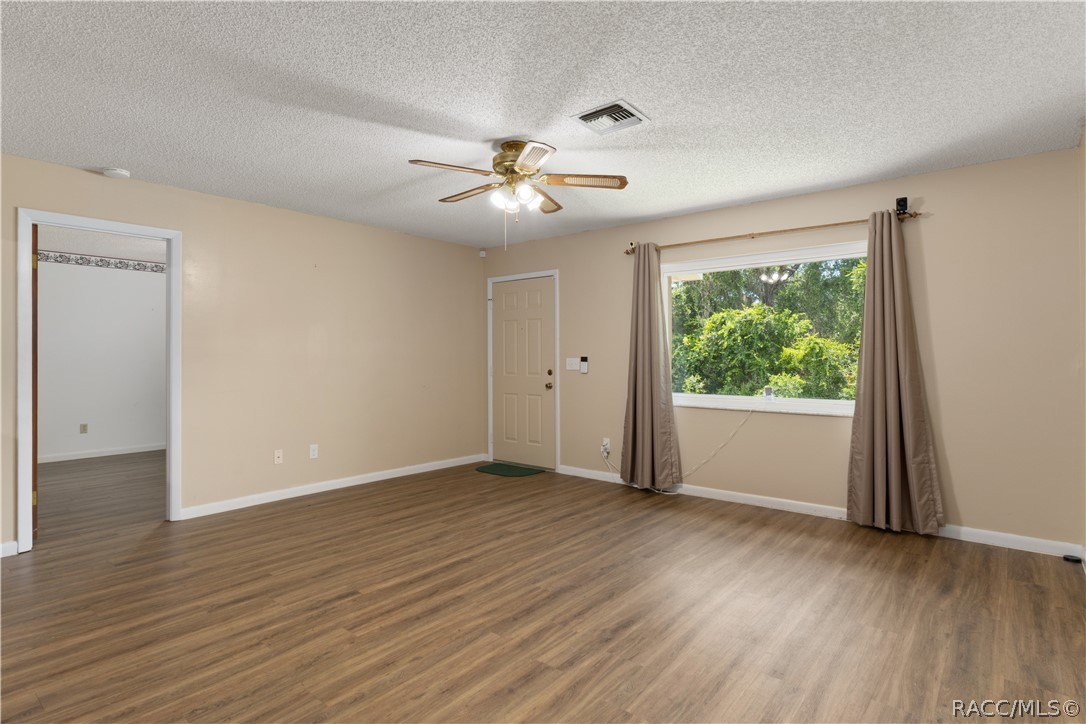 9390 E Windwood Loop, Inverness, FL 34450 9390 E Windwood Loop, Inverness, FL 34450