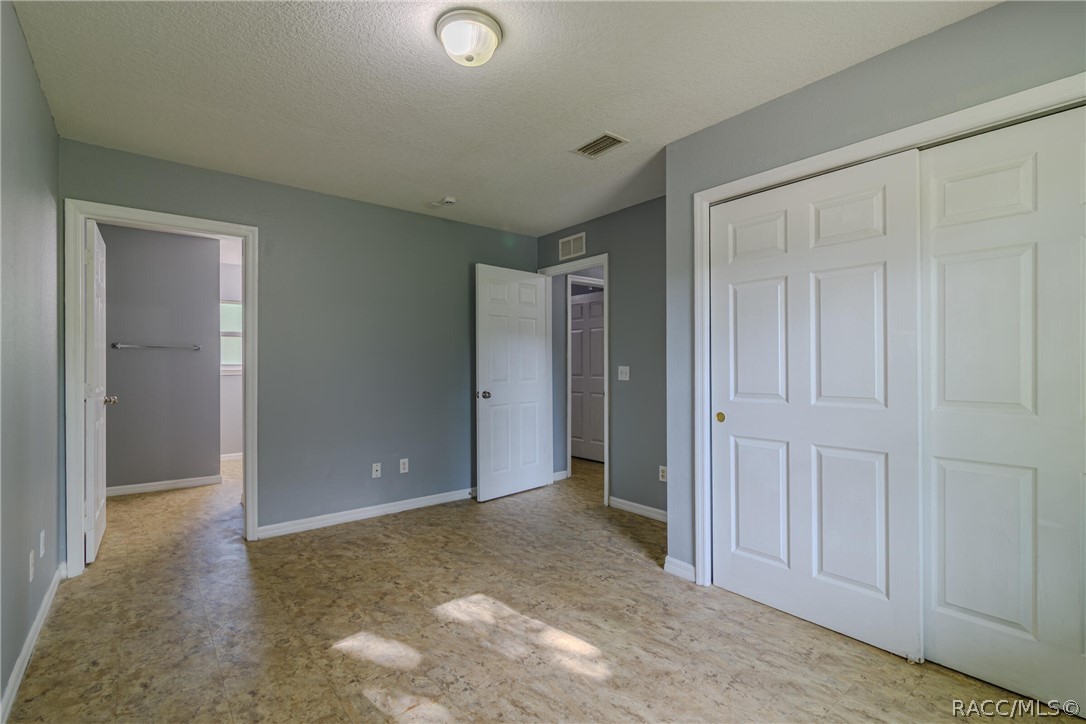 8734 N Reina Loop, Crystal River, FL 34428