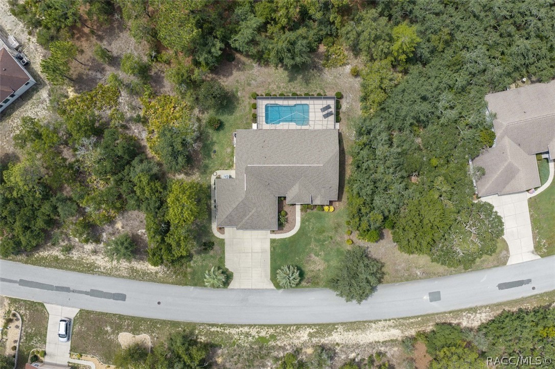AERIAL VIEW SHOWING THE STREET VIEW