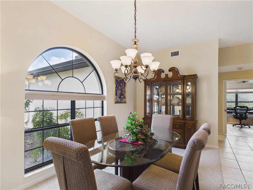 DINING ROOM AREA 1