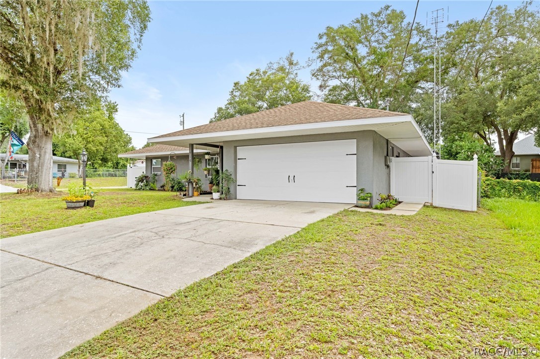 714 Spruce Street, Inverness, FL 34452