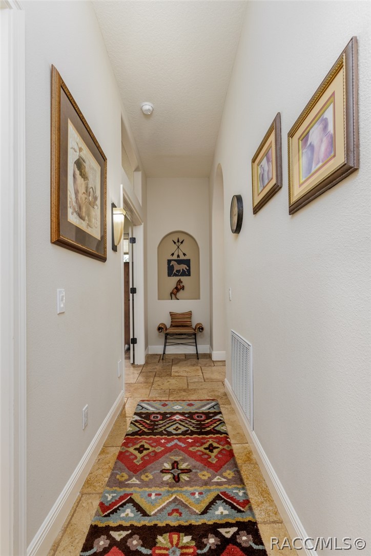 4750 W Mohawk Drive, Beverly Hills, FL 34465