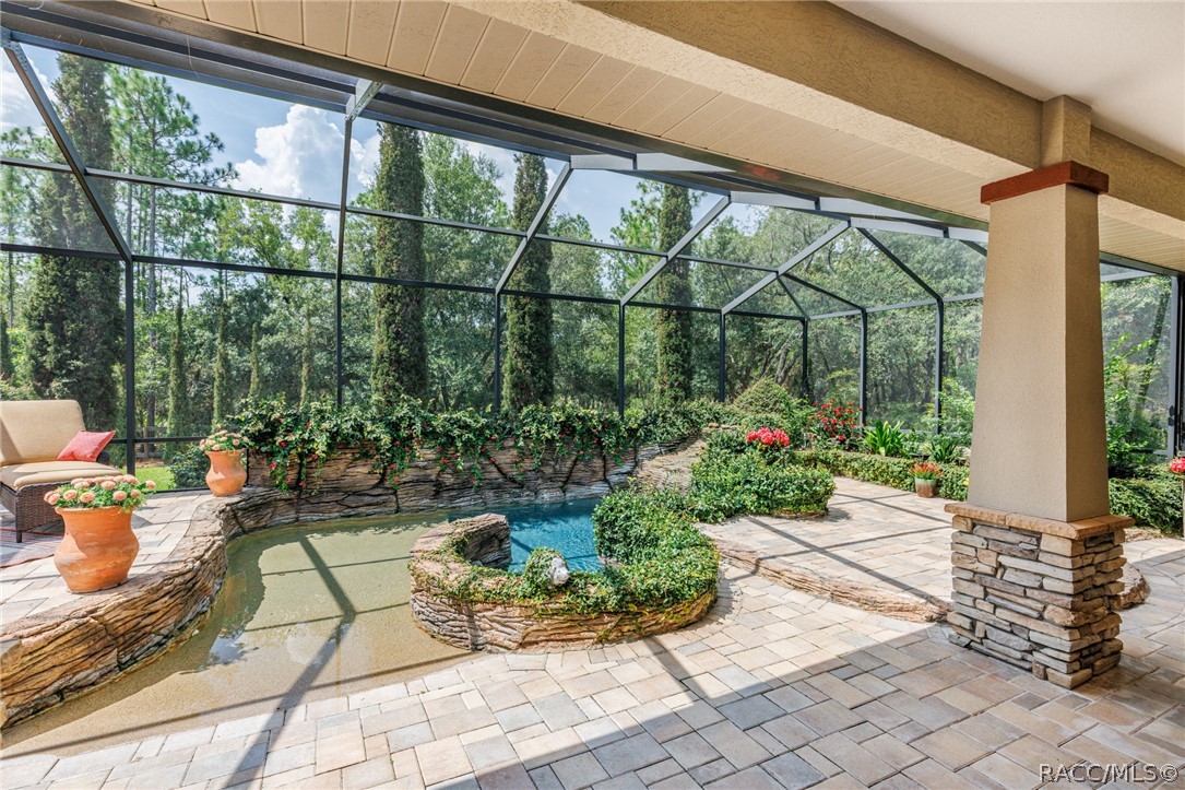4750 W Mohawk Drive, Beverly Hills, FL 34465