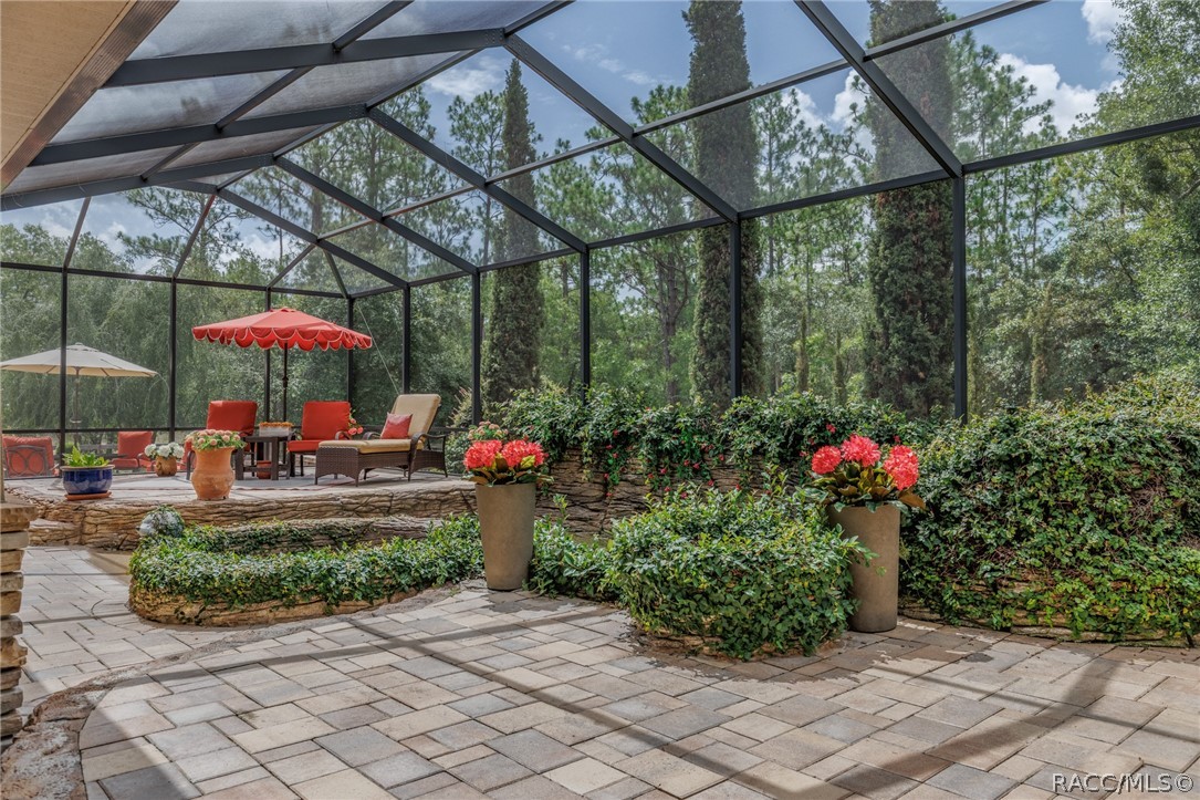 Spacious lanai