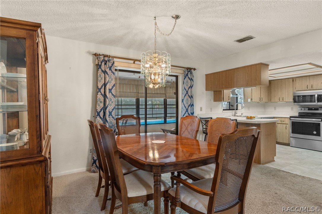 3640 S Springbreeze Way, Homosassa, FL 34448