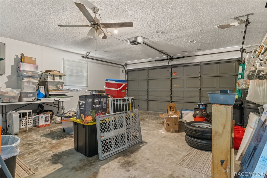 3640 S Springbreeze Way, Homosassa, FL 34448