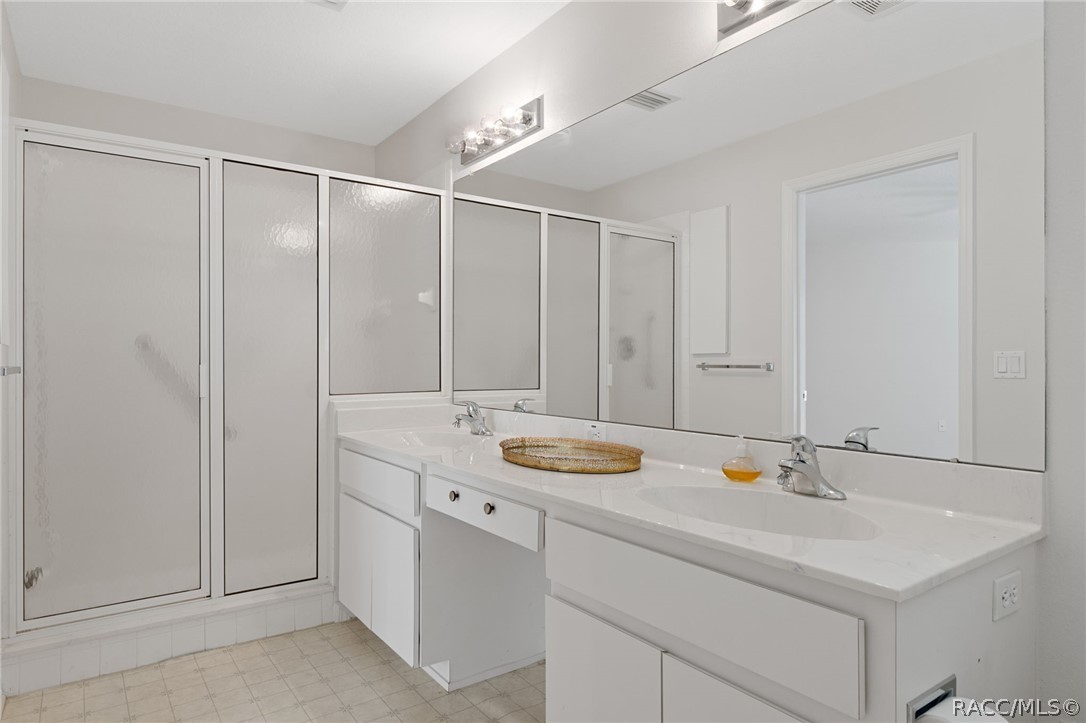 978 W Colbert Court, Beverly Hills, FL 34465