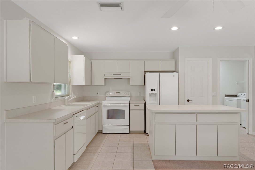 978 W Colbert Court, Beverly Hills, FL 34465