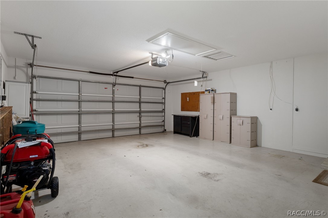 978 W Colbert Court, Beverly Hills, FL 34465