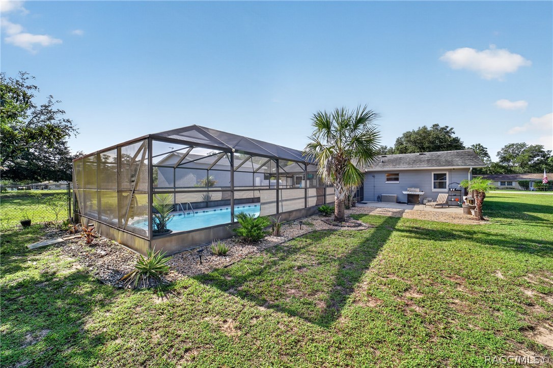 20303 SW Rainbow Lakes Boulevard, Dunnellon, FL 34431