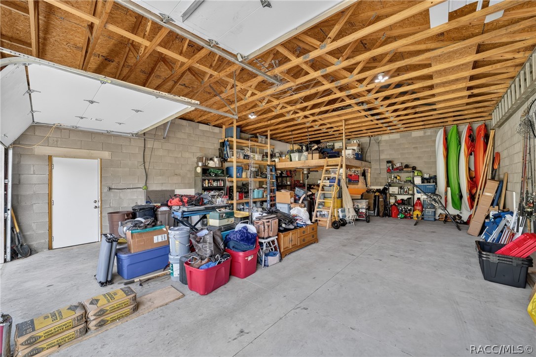 20303 SW Rainbow Lakes Boulevard, Dunnellon, FL 34431