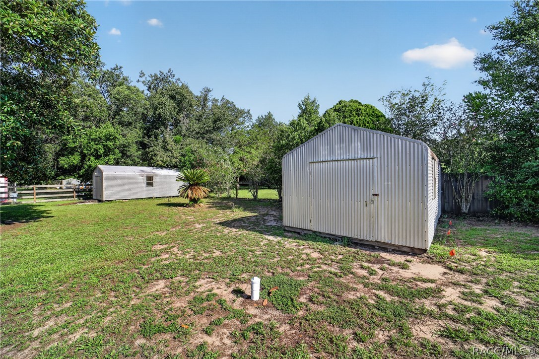 20303 SW Rainbow Lakes Boulevard, Dunnellon, FL 34431