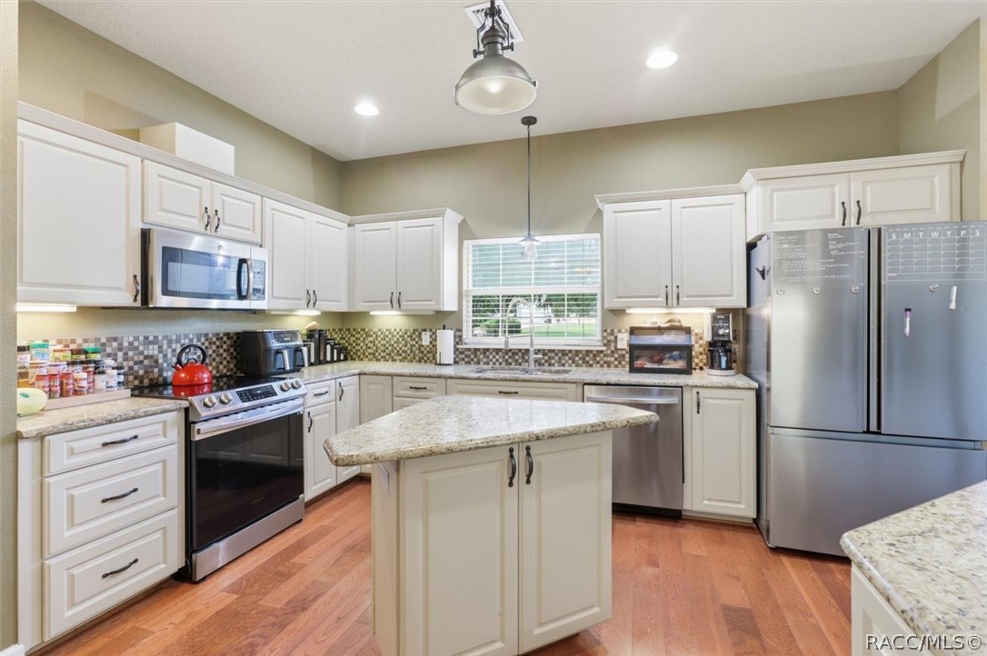 5495 E Cherry Cordial Lane, Inverness, FL 34452