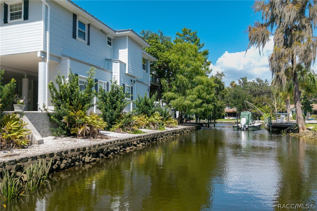 1035 N Appalachian Terrace, Crystal River, FL 34429