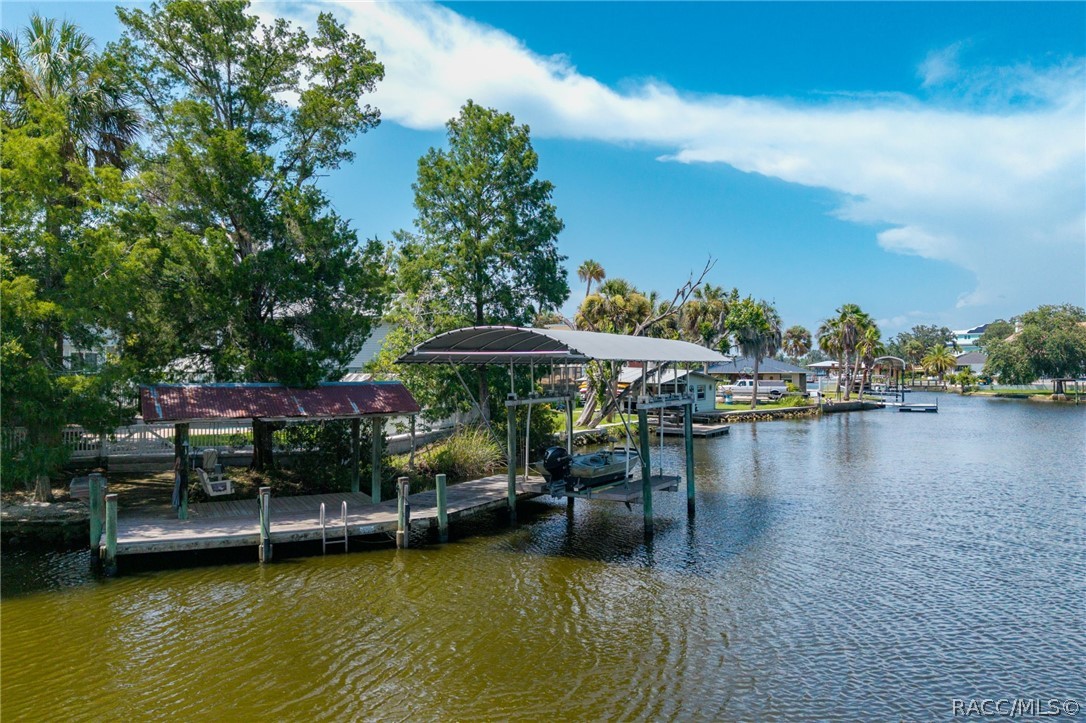 1035 N Appalachian Terrace, Crystal River, FL 34429