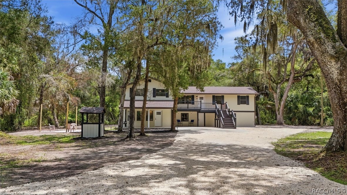 8601 N Maple Avenue, Crystal River, FL 34428