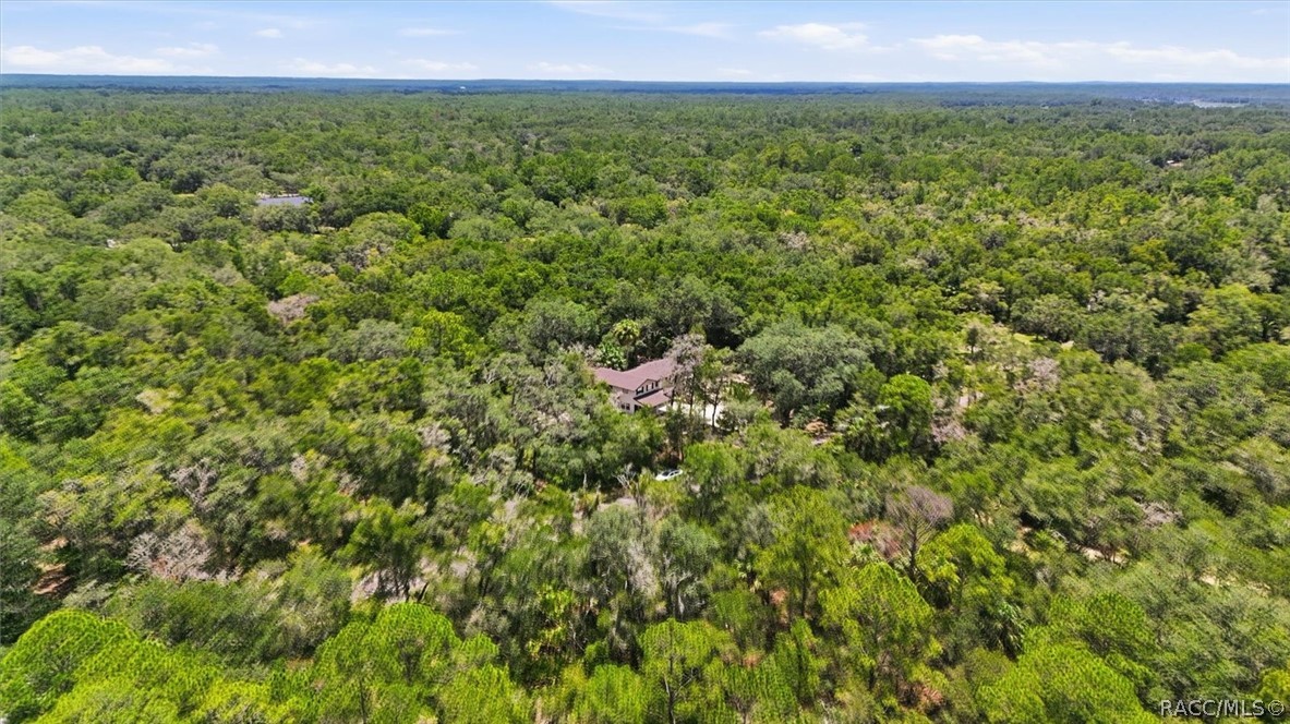 8601 N Maple Avenue, Crystal River, FL 34428