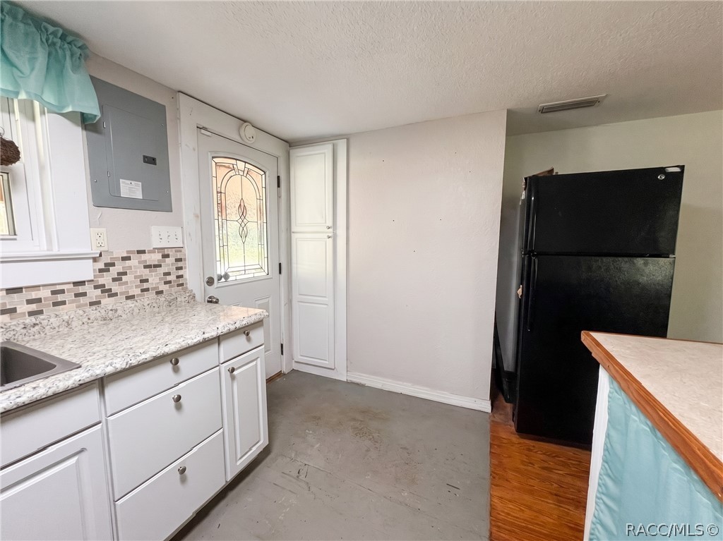 129 S Sparrow Point, Inverness, FL 34450