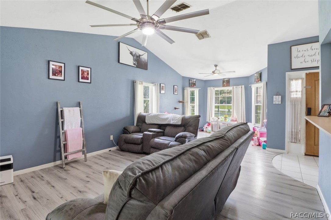 3789 N Blazingstar Way, Beverly Hills, FL 34465