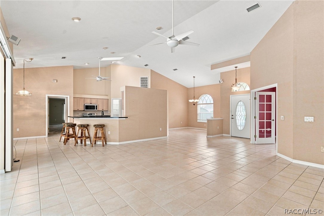 5928 N Oakmont Drive, Beverly Hills, FL 34465