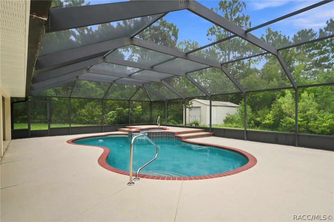5928 N Oakmont Drive, Beverly Hills, FL 34465