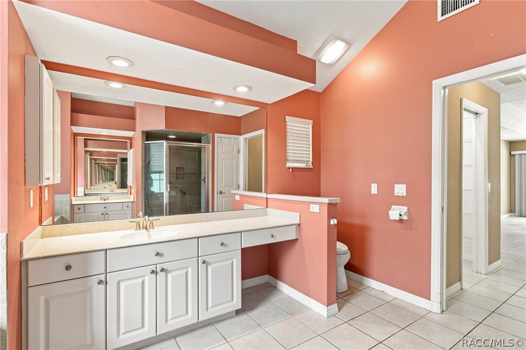 5928 N Oakmont Drive, Beverly Hills, FL 34465