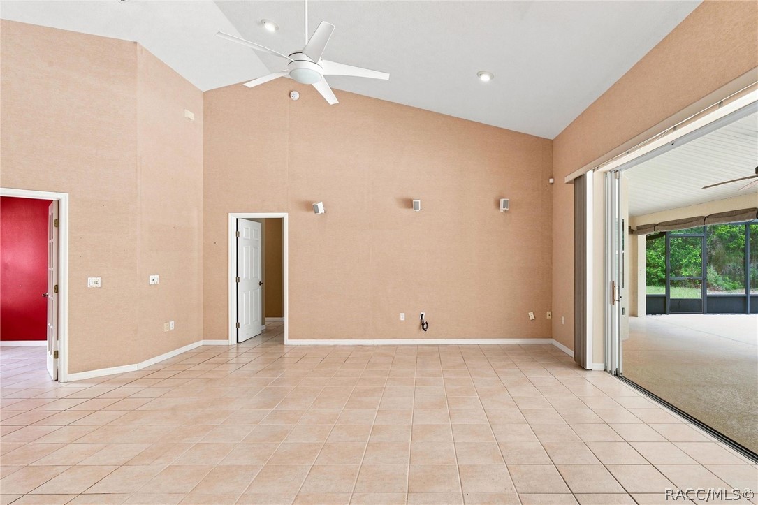 5928 N Oakmont Drive, Beverly Hills, FL 34465
