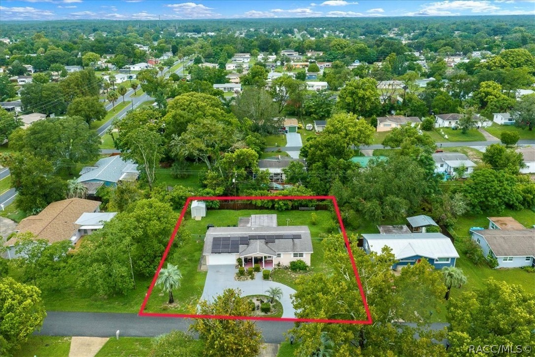 66 S Desoto Street, Beverly Hills, FL 34465