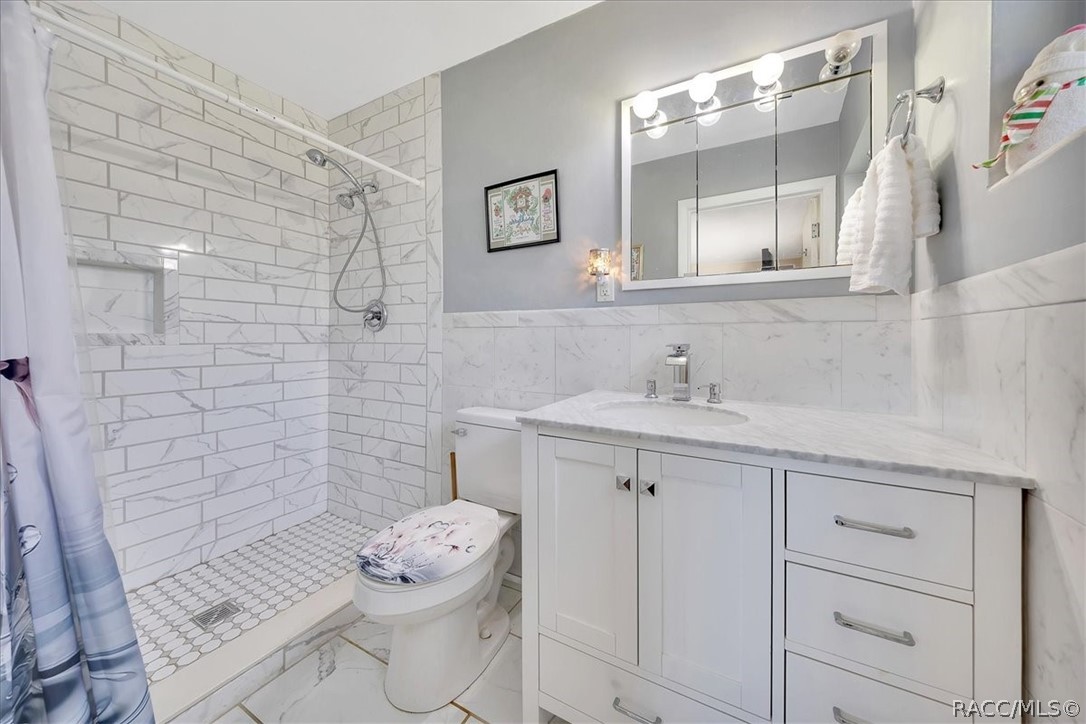 66 S Desoto Street, Beverly Hills, FL 34465