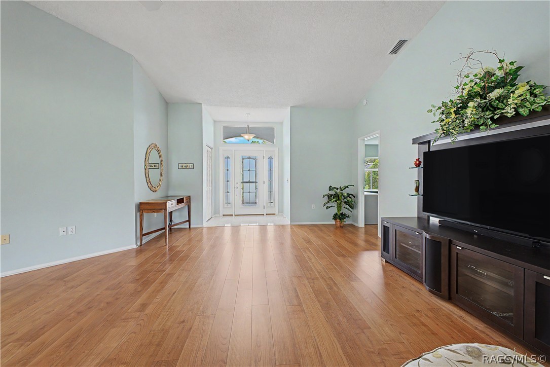 8018 Sugarbush Drive, Spring Hill, FL 34606